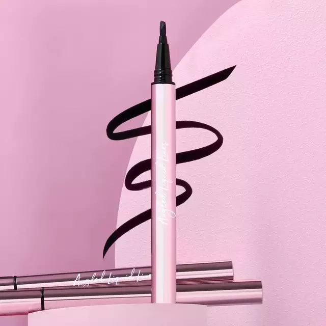 Delineador Líquido Draw The Line - Beauty Creations